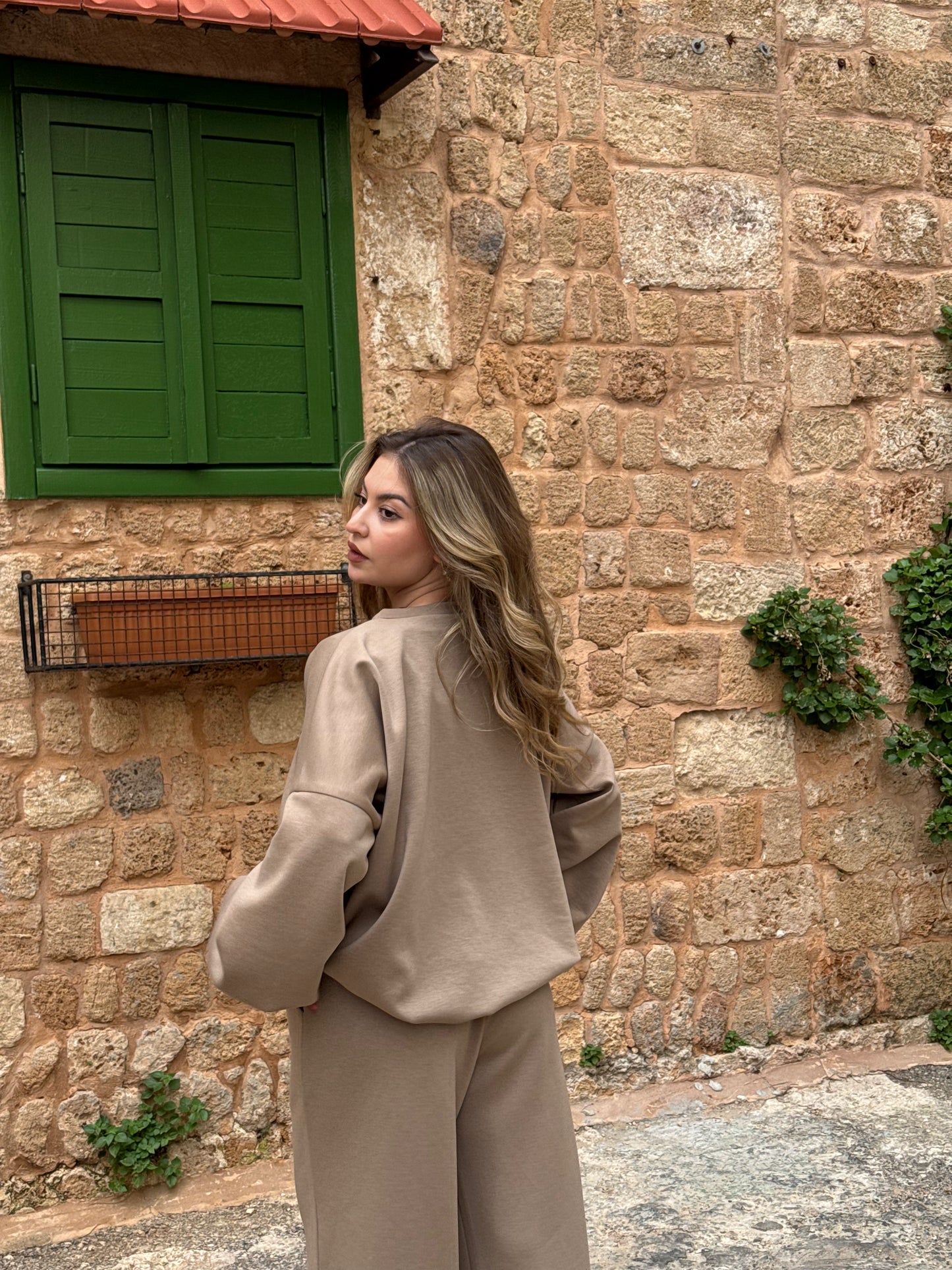 Hala Set