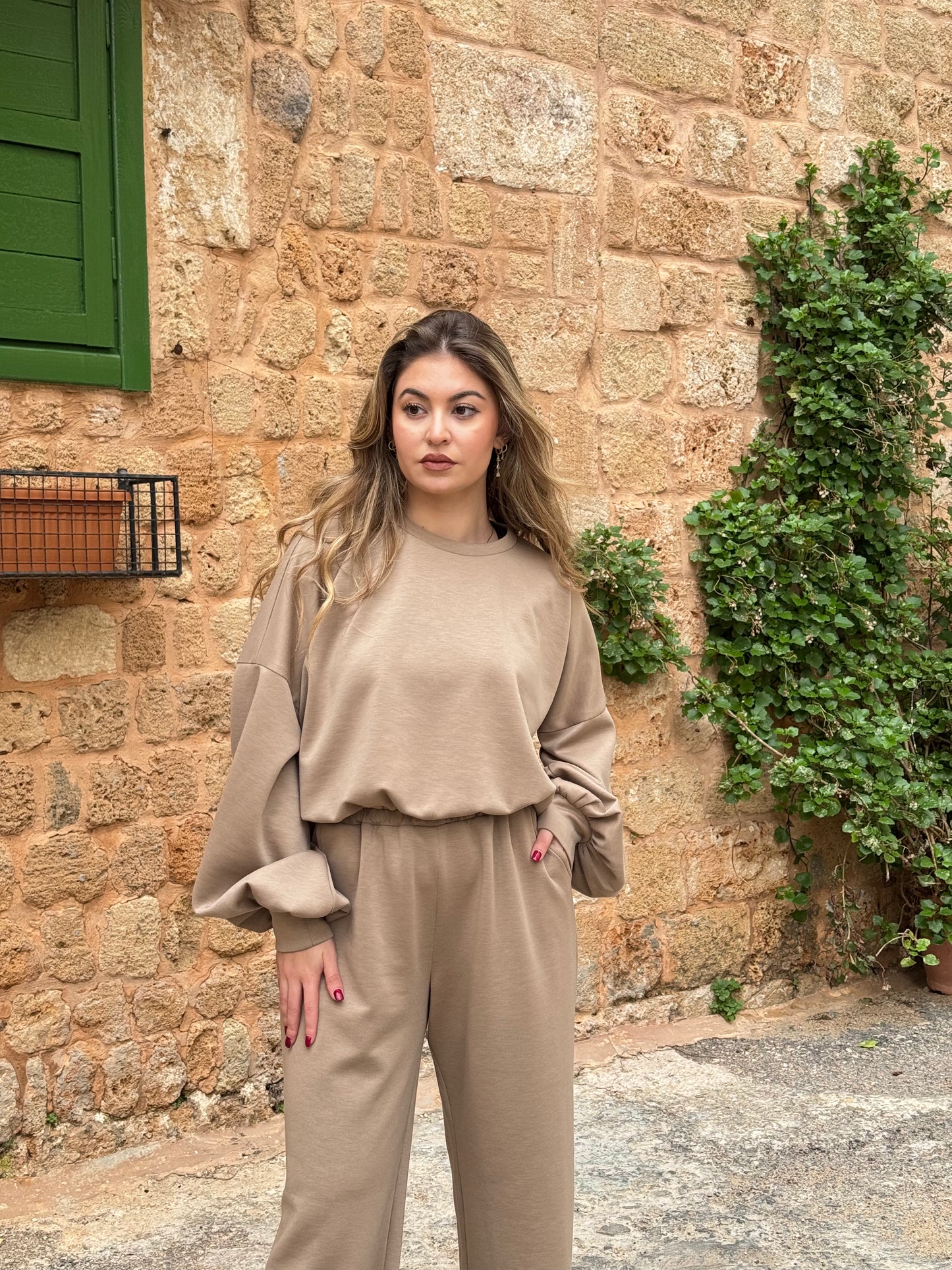Hala Set